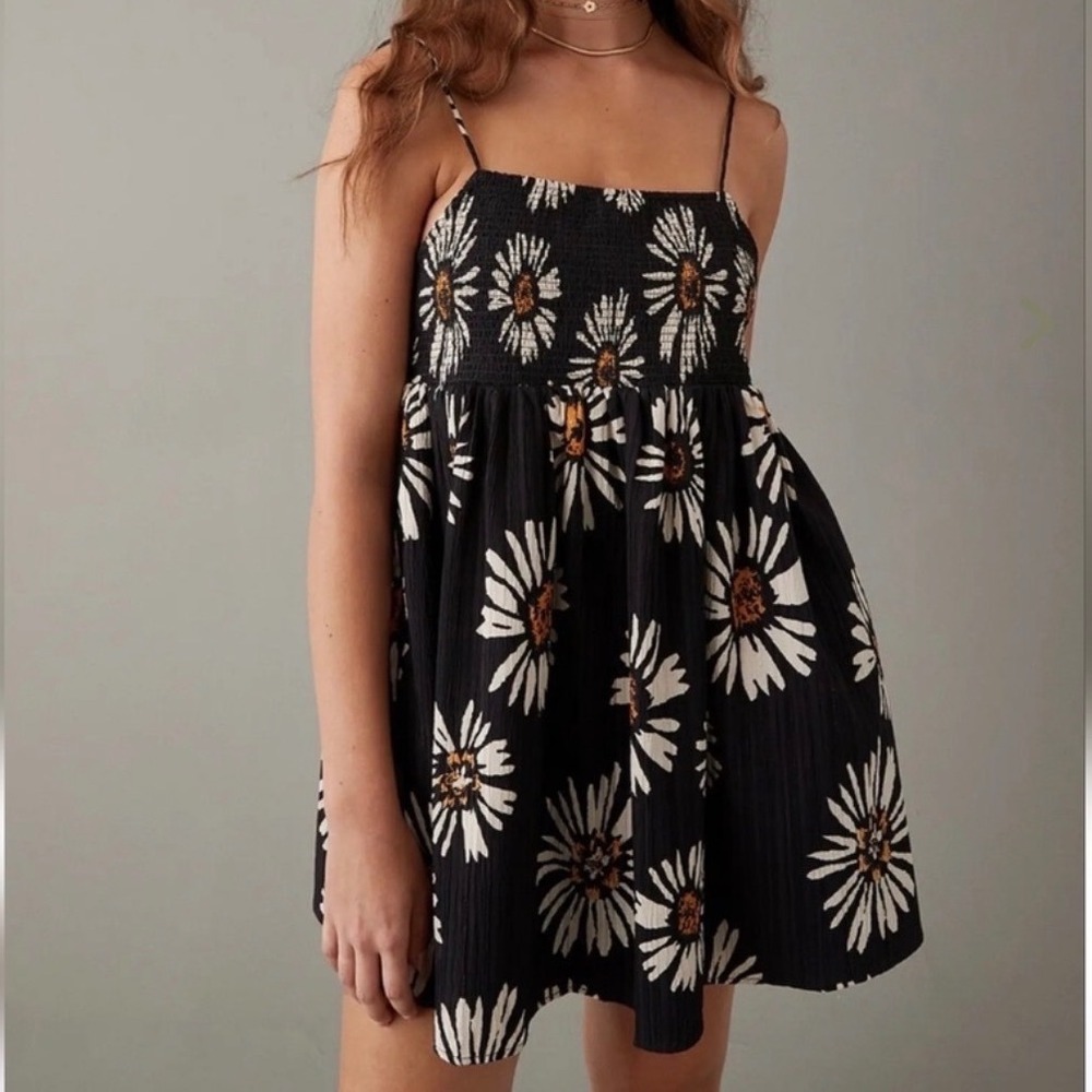 American Eagle Outfitters Black Daisy Print Mini Dress